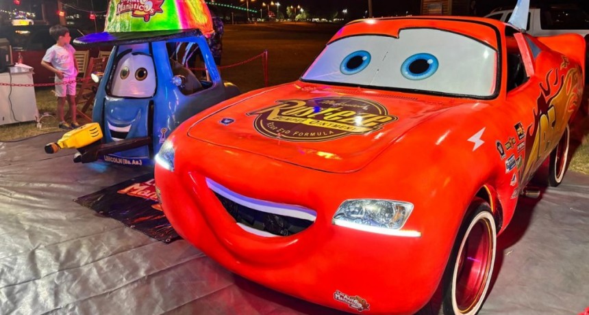 “El Carnavalincoln” presente en el evento “Actitud Rock & Bike 2025” 