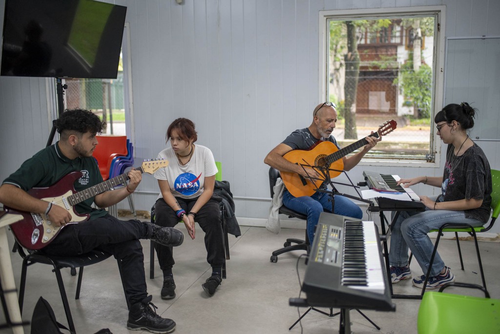 Más de 400 alumnos comenzaron las clases de la Escuela Municipal de Música de Campana