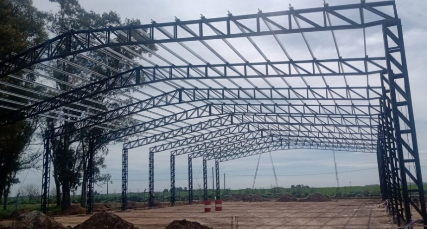  Comenzó en Solís la obra del Polideportivo