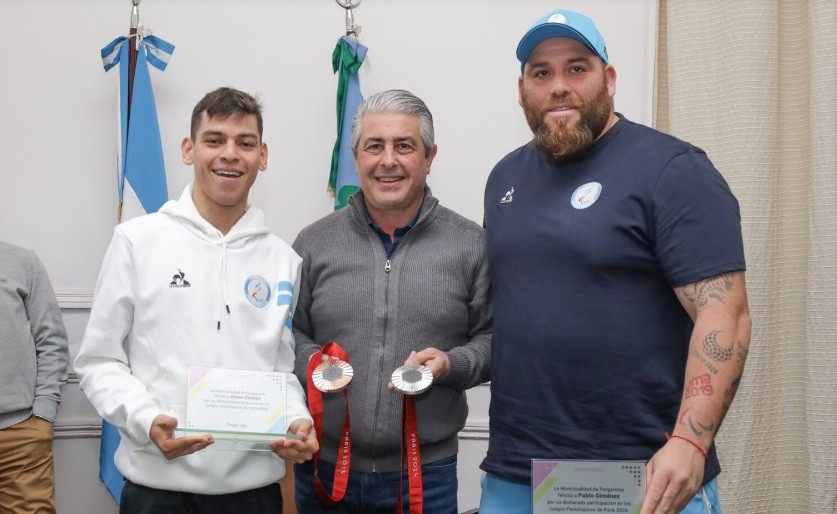 Pergamino: El Intendente recibió a Alexis Chávez y Pablo Giménez tras su participación en los Juegos Paralímpicos Paris 2024