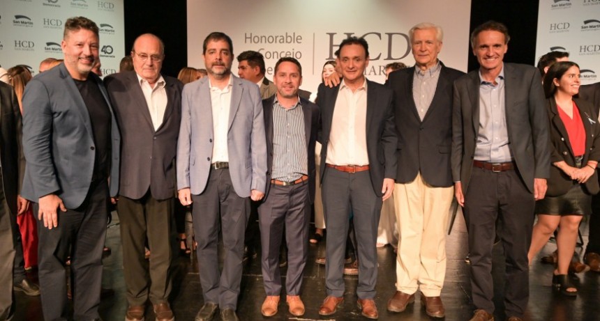 Fernando Moreira asumió un nuevo mandato como intendente de San Martín